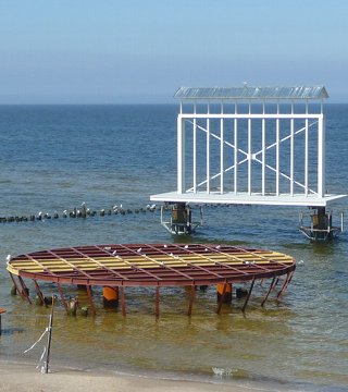 Plattform in der Ostsee: Von hier aus will das ZDF die Fußball-Europameisterschaft übertragen.