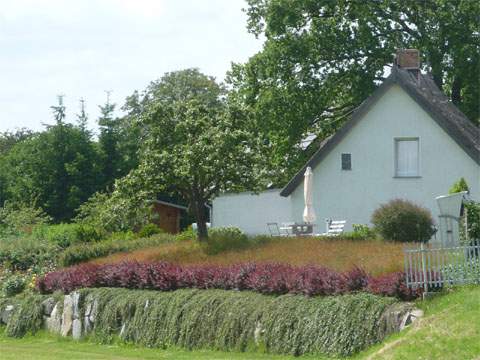 Hafenblick: Fischerhaus im Bernsteinbad Zempin auf der Insel Usedom.