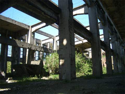 Beeindruckendes Betonskelett: Das Peenemünder Sauerstoffwerk zur Herstellung von Raketentreibstoff.