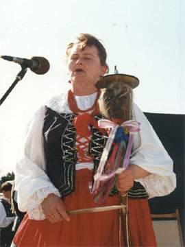 Das Loddiner Erntefest 1996: Unterhaltung und Spaß am Achterwasserhafen.