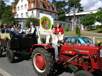 Liebevoll vorbereitet, bestens durchgeführt: Das Loddiner Erntefest 2005.