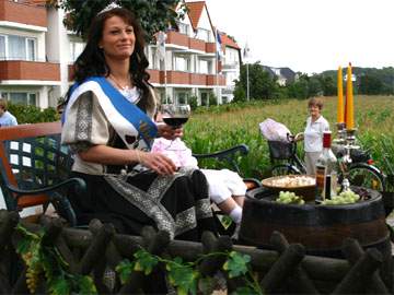 Liebevoll vorbereitet, bestens durchgeführt: Das Loddiner Erntefest 2005.