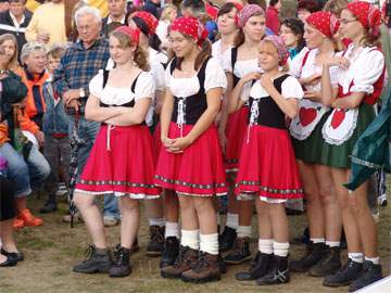Das Loddiner Erntefest 2007: Großes Fest am Achterwasserhafen.