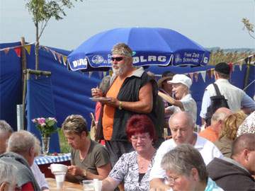 Traditionelles Loddiner Erntefest 2008: Umzug und Fest am Achterwasserhafen.