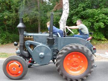 Traditionelles Loddiner Erntefest 2008: Umzug und Fest am Achterwasserhafen.