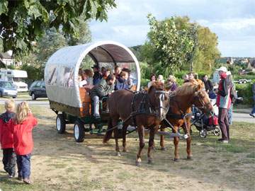 Traditionen auf Usedom: Loddiner Erntefest 2009.