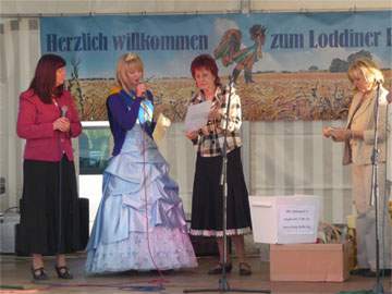 Traditionen auf Usedom: Loddiner Erntefest 2010.