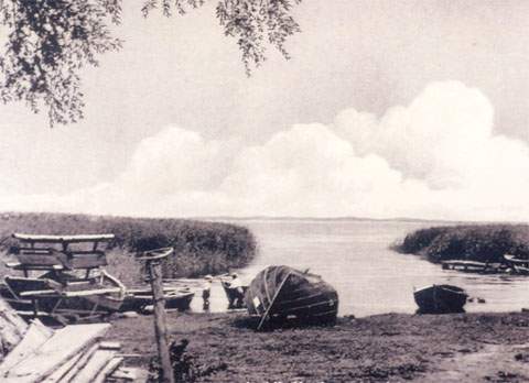 Der Bilderbogen ist zuende: Beschaulichkeit am Achterwasserhafen von Loddin.