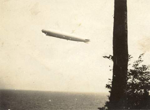 Symbol von Moderne und weltumspannendem Aufbruch: Der Zeppelin über Usedom.