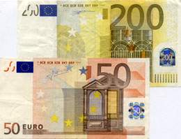 Bargeld ist immer mal vonnöten: Geldautomaten und Banken auf Usedom.
