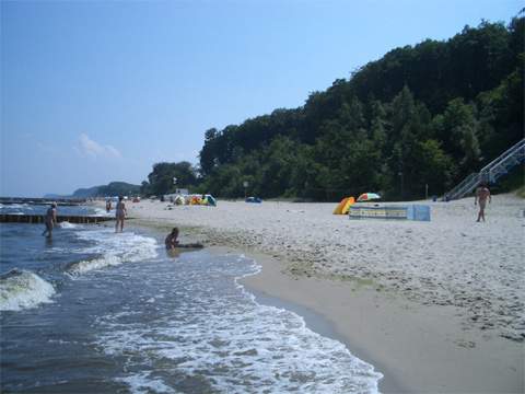 Ein Plätzchen fernab des dichten Badebetriebes. Badeurlaub im Seebad Loddin/Kölpinsee auf der Ostsee-Insel Usedom.