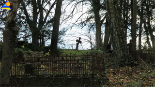 Flächendenkmal: Der alte Dorffriedhof in Benz im Hinterland der Insel Usedom.