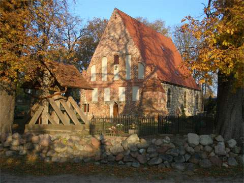 Küste zum Kleinen Haff: Das Hinterland der Ostseeinsel Usedom bietet viele schöne Urlaubs-Unterkünfte.