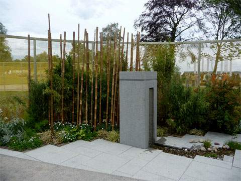 Themenpavillon auf der Bundesgartenschau: Kubische Formen dominieren die Architektur.